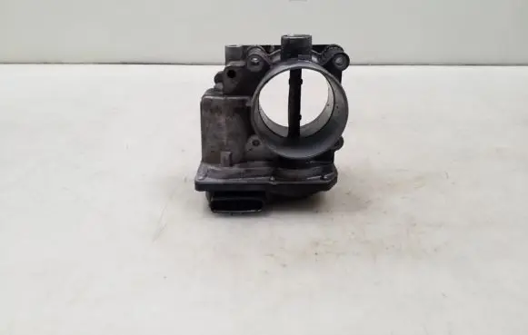 Subaru Outback Throttle valve 16112AA260