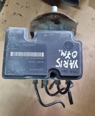 Toyota Yaris ABS Pump 895410D040 00009054E0 0SU7D24197