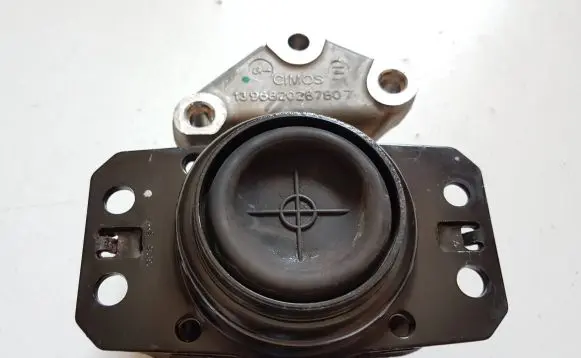 Citroen C4 II Engine mount bracket 9636583980 9676819780 139682026780