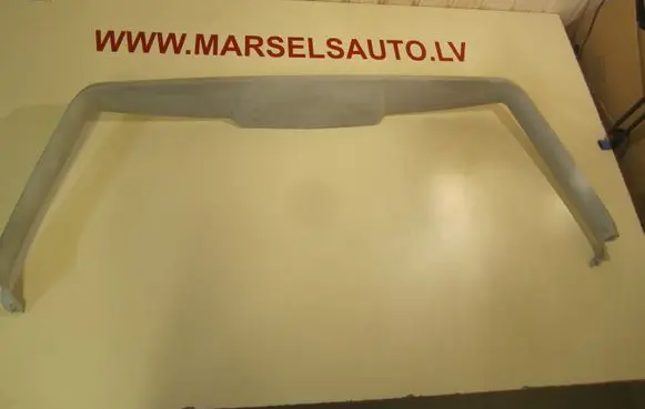 Volkswagen PASSAT B5 Tailgate/trunk upper cover trim 3B9867609