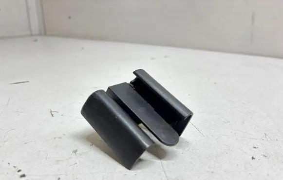BMW 6 F06 Gran coupe Front driver seat rail trim 7263076