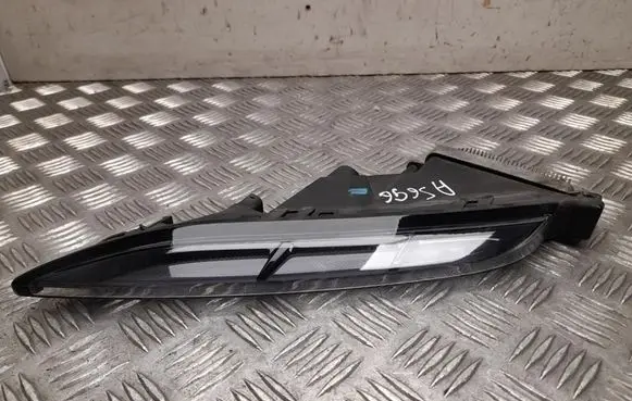 Porsche Macan (95B) Front fog light 95B953081B
