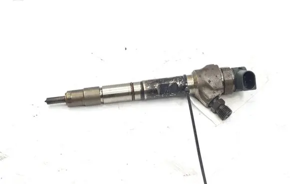 Seat Toledo IV (NH) Fuel injector 04L130277AD