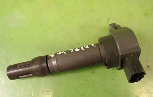 Mitsubishi Colt High voltage ignition coil MN195616