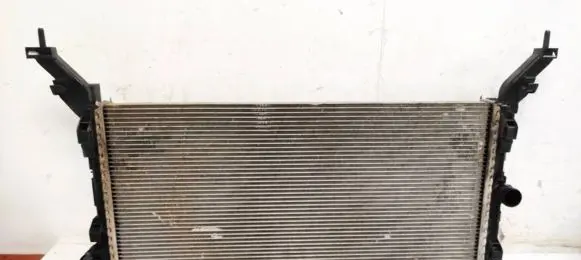 Renault Laguna III Coolant radiator