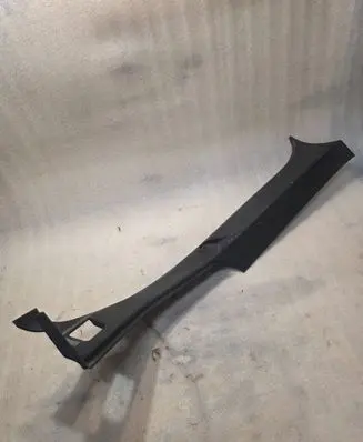 BMW 5 E34 (D)pillar trim (top) 