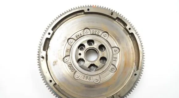 Volkswagen Up Dual mass flywheel 04C105266E