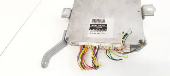 Toyota Prius (XW20) Engine control unit/module 8966147170 89661-47170
