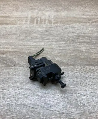 Ford Focus Brake pedal sensor switch 93BB13480BC