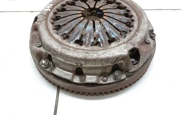 Toyota Yaris Clutch set kit NP52100 0K01