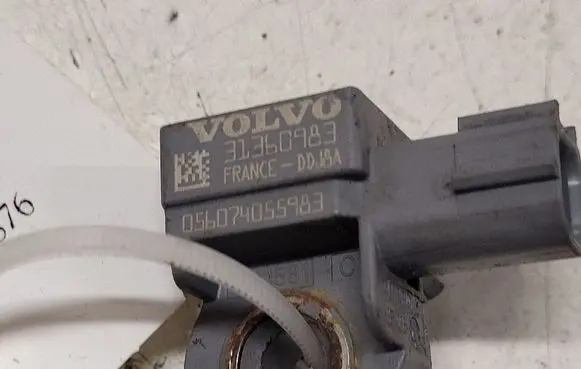 Volvo V40 Airbag deployment crash/impact sensor 31360983