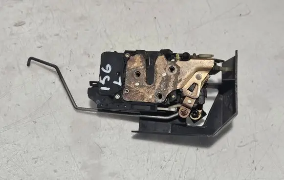 Alfa Romeo 156 Front door lock