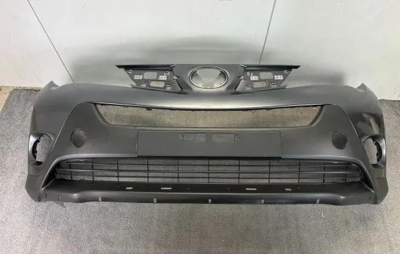 Toyota RAV 4 (XA40) Front bumper 52119-42A00 Z1477