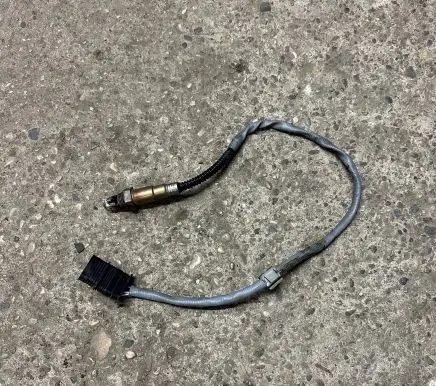 BMW 5 F10 F11 Lambda probe sensor 7589475