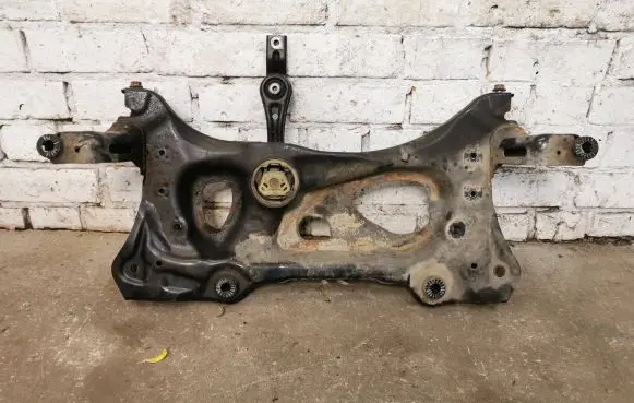 Volkswagen Golf VII Front subframe