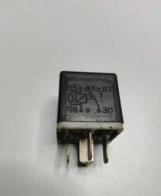 Land Rover Freelander 2 - LR2 Other relay 14B192AA 71193051R