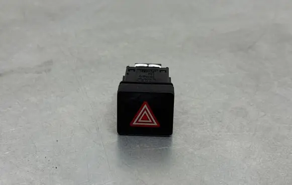 Audi A4 S4 B9 Hazard light switch 8W0941509A