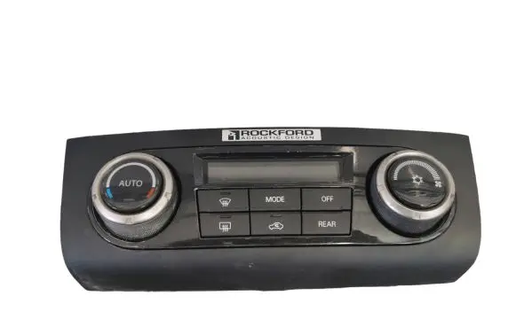 Mitsubishi Pajero Climate control unit 1465705114 7820A132XA 132XA