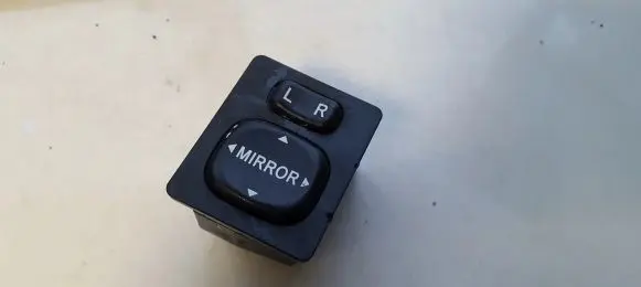 Toyota RAV 4 (XA20) Wing mirror switch 183574