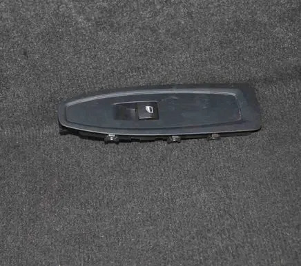 BMW 2 F22 F23 Electric window control switch 9208107