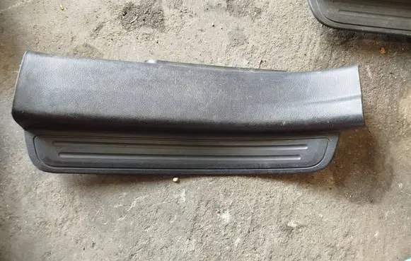 Opel Antara Rear sill trim cover 96630475