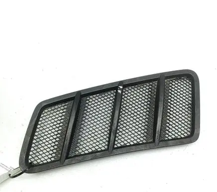 Mercedes-Benz GLE (W166 - C292) Quarter panel pressure vent A1668800105