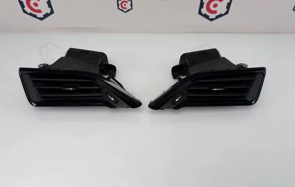 Volkswagen PASSAT B8 Dash center air vent grill