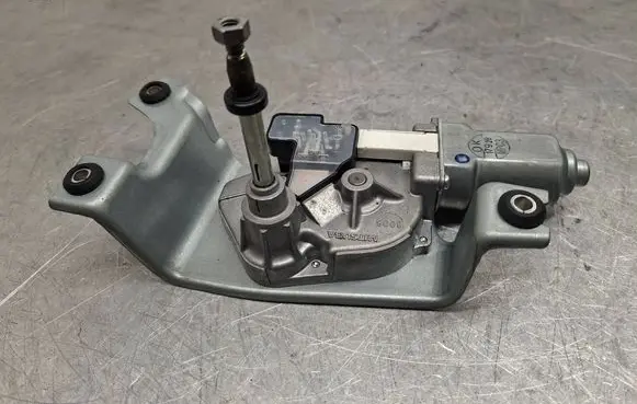 BMW X5 F15 Rear window wiper motor 7318710 18943210