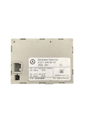 Mercedes-Benz E W211 Gateway control module A2115408445 A2114420027 A2115408245