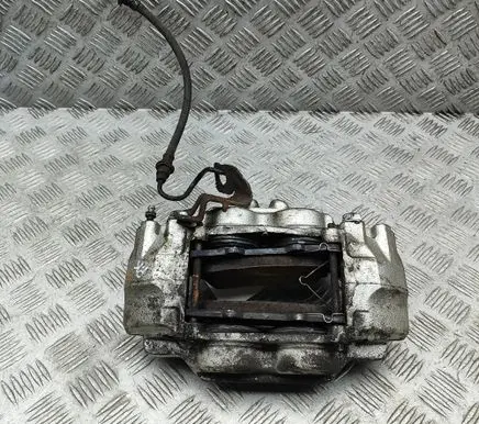 Toyota Land Cruiser (J200) Front brake caliper 4775060350