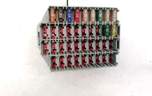 Volvo V70 Fuse box set 9162439