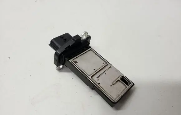 Nissan X-Trail T31 Mass air flow meter AFH70M38 226807S00B