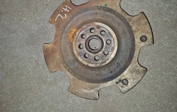 Toyota Land Cruiser (HDJ90) Flywheel