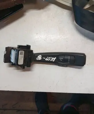 Volvo V60 Indicator stalk 31394001