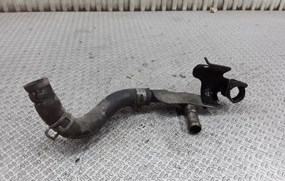 Mazda 5 Engine coolant pipe/hose
