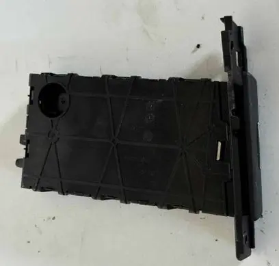 BMW 3 E90 E91 Cup holder 7127463