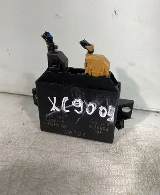 Volvo XC90 Parking PDC control unit/module 8690730