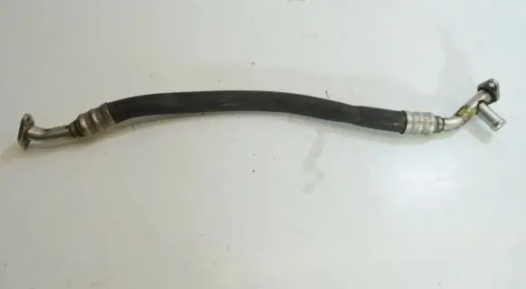Audi A8 S8 D3 4E Engine coolant pipe/hose 077131831