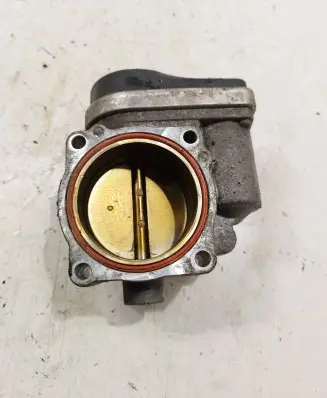 BMW 5 E60 E61 Throttle valve 7502444