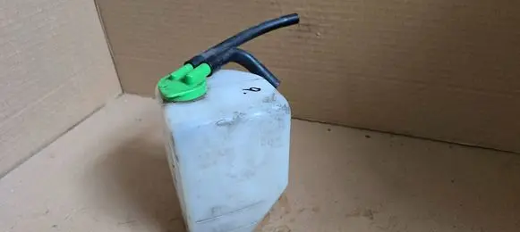 Suzuki Ignis Coolant expansion tank/reservoir 1793178F00 1793260G10 1793360B00