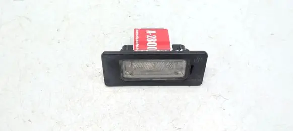 Audi A1 Number plate light 8T0943021