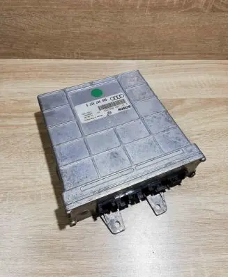 Audi A4 S4 B5 8D Engine control unit/module ECU 8D0907557B 0261203554