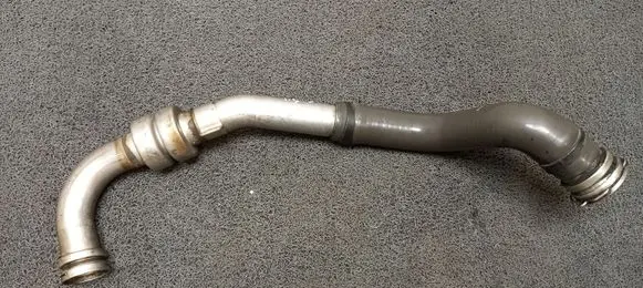 Renault Megane III EGR valve line/pipe/hose B200760281