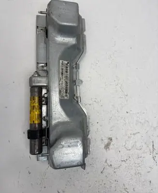 Mercedes-Benz C W204 Knee airbag 305669599AQ JUZZZ72670781