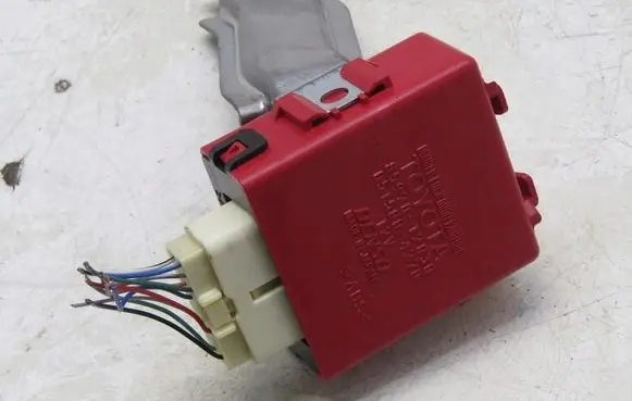 Toyota Auris E180 Door central lock control unit/module 85970-12030