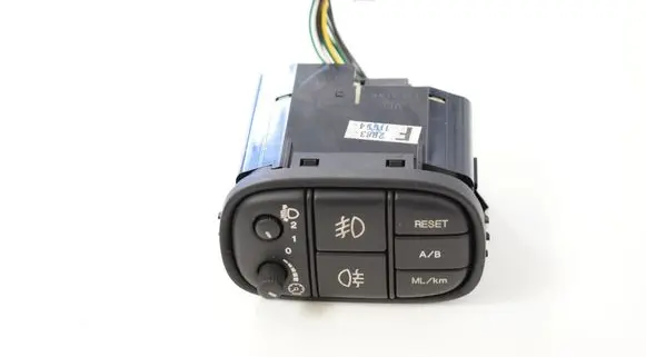 Jaguar S-Type Light switch 2R8311654F