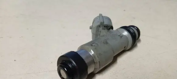 Subaru XV Fuel injector