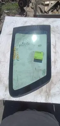 Toyota Corolla E110 Rear door window glass 1212123