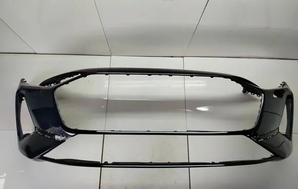 Audi A5 Front bumper 8B3807437