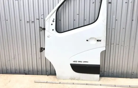 Renault Master III Front door